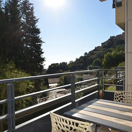 La Perle D'eze - *